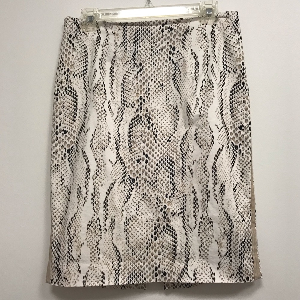 White House Black Market Snakeskin Pencil Skirt